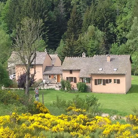 D'hillaire 2/4 Personnes à Saint Jean Du Bleymard Le Bleymard