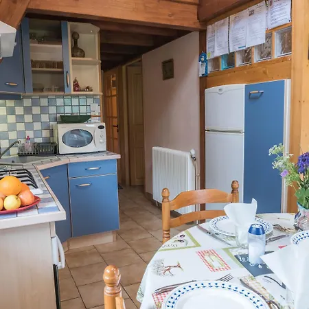 D'hillaire 2/4 Personnes à Saint Jean Du Bleymard Casa vacanze